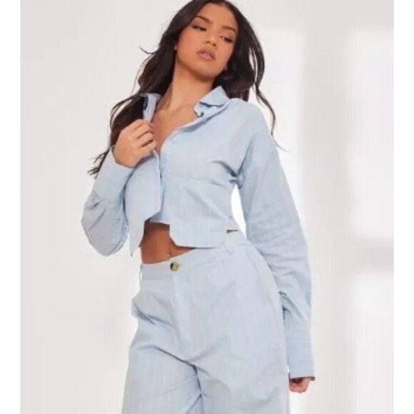 NWT PrettyLittleThing Size 10 Poplin Blue Pinstripe Pocket Detail Cropped Shirt - Picture 1 of 13